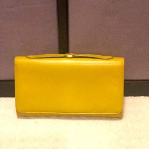 ℂ𝕠𝕒𝕔𝕙 ℂ𝕝𝕦𝕥𝕔𝕙 ℕ𝕠- 𝕀5𝔼-4416